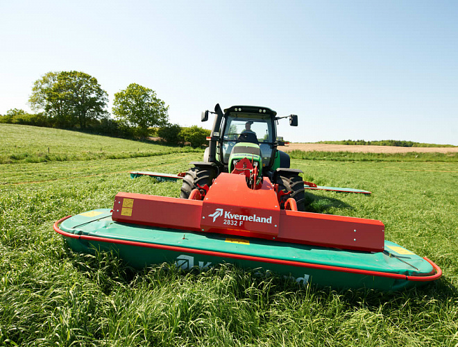 Kverneland 2828 F - 2832 F